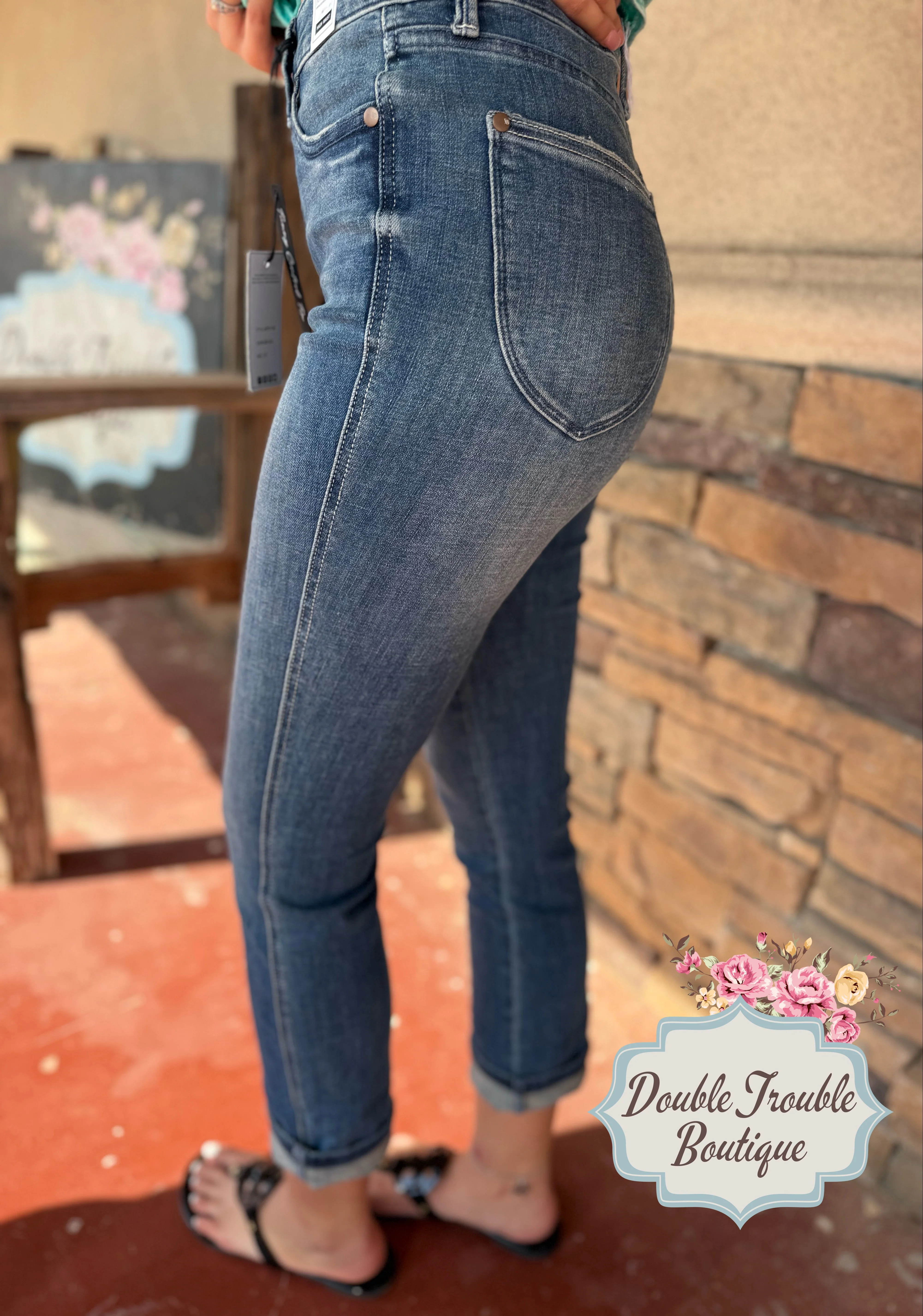 MEGAN JUDY BLUE CAPRIS -MD WASH - Image 4