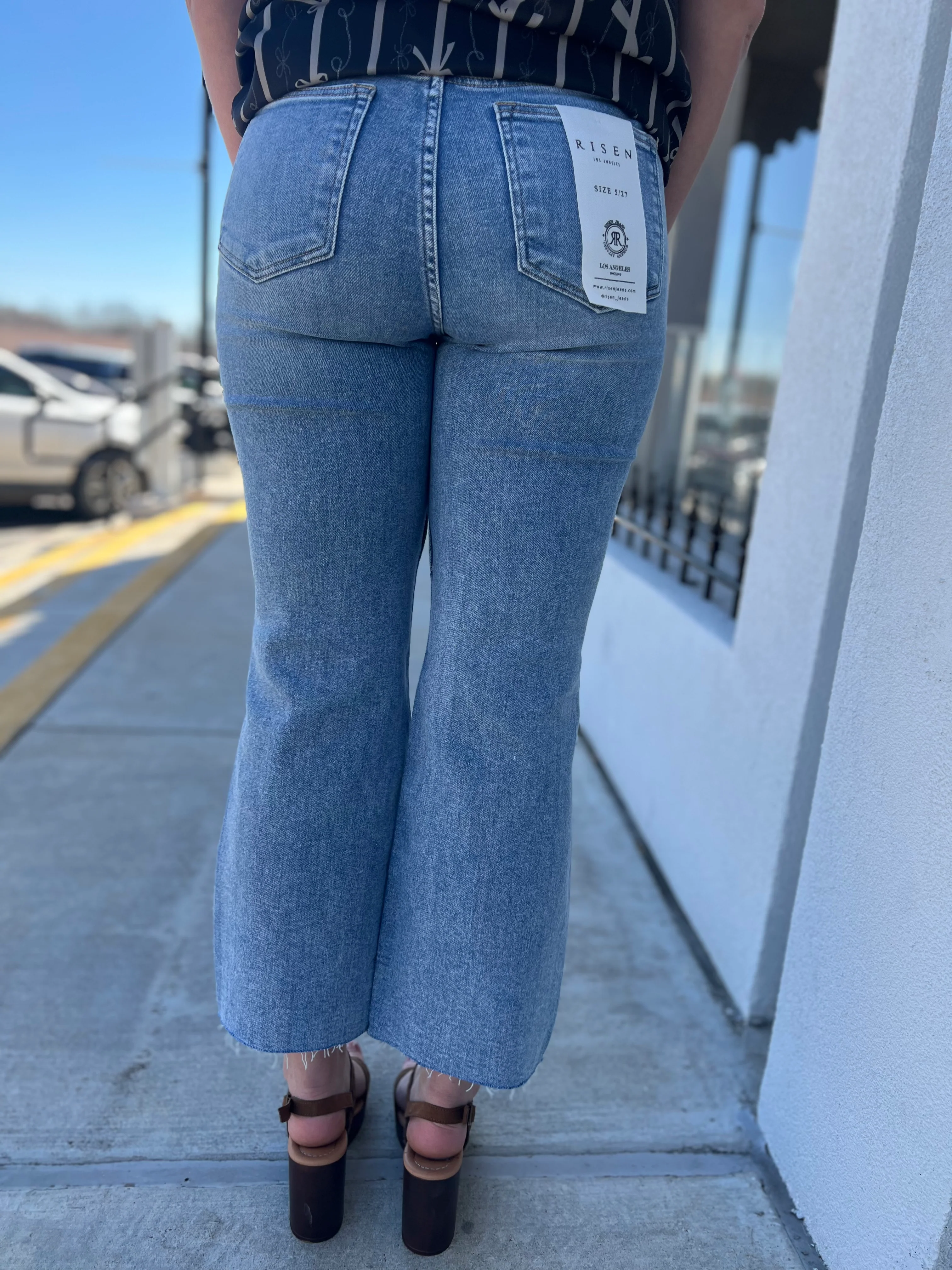 SUTTON RISEN STRAIGHT LEG CROP DENIM - Image 4